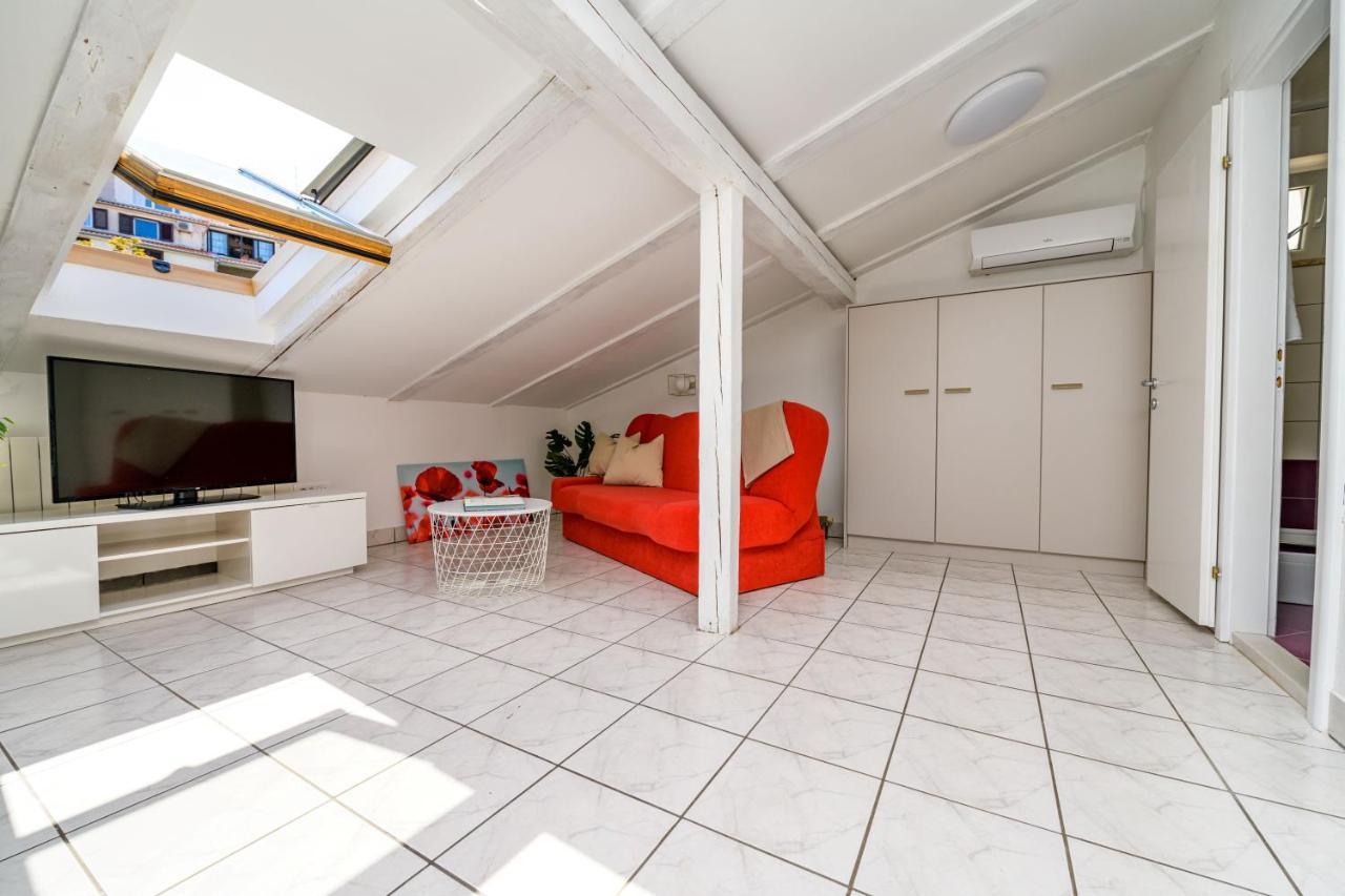 House Rosa Apartman Mali Lošinj Kültér fotó
