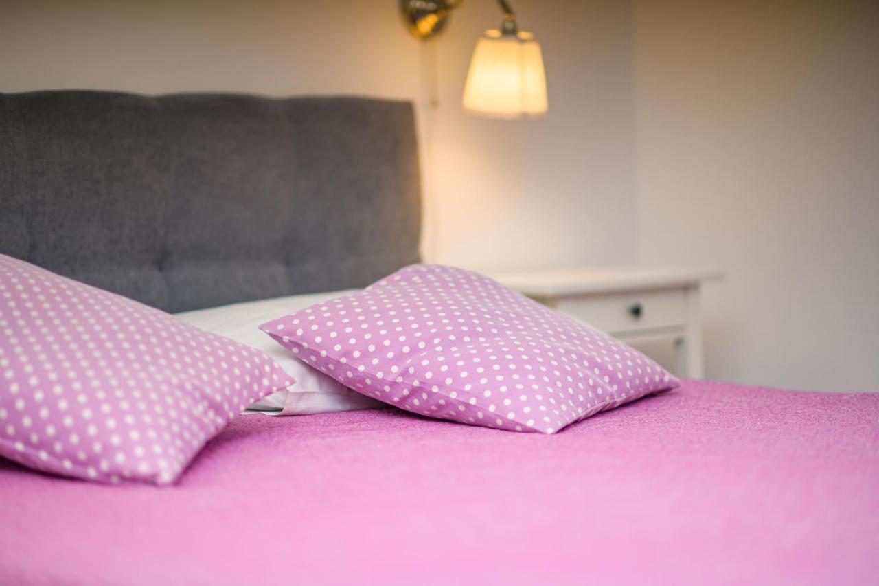 House Rosa Apartman Mali Lošinj Kültér fotó